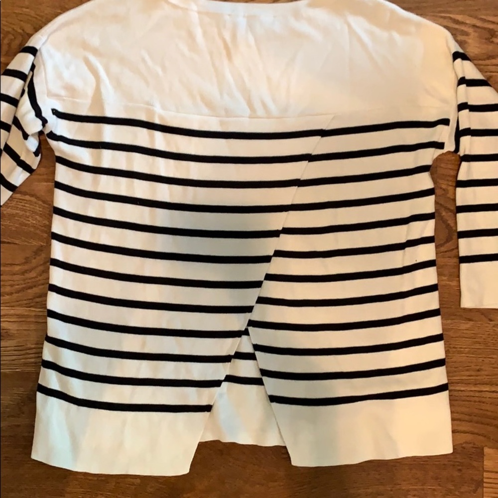 Loft sweater MED EUC - Picture 3 of 3